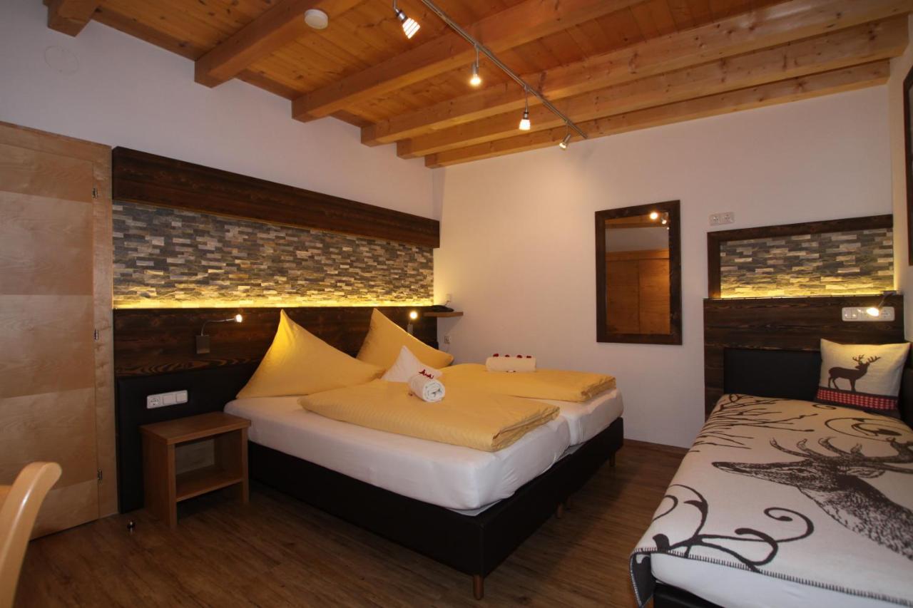 Gaestehaus Alpina Санкт-Антон-ам-Арльберг Экстерьер фото