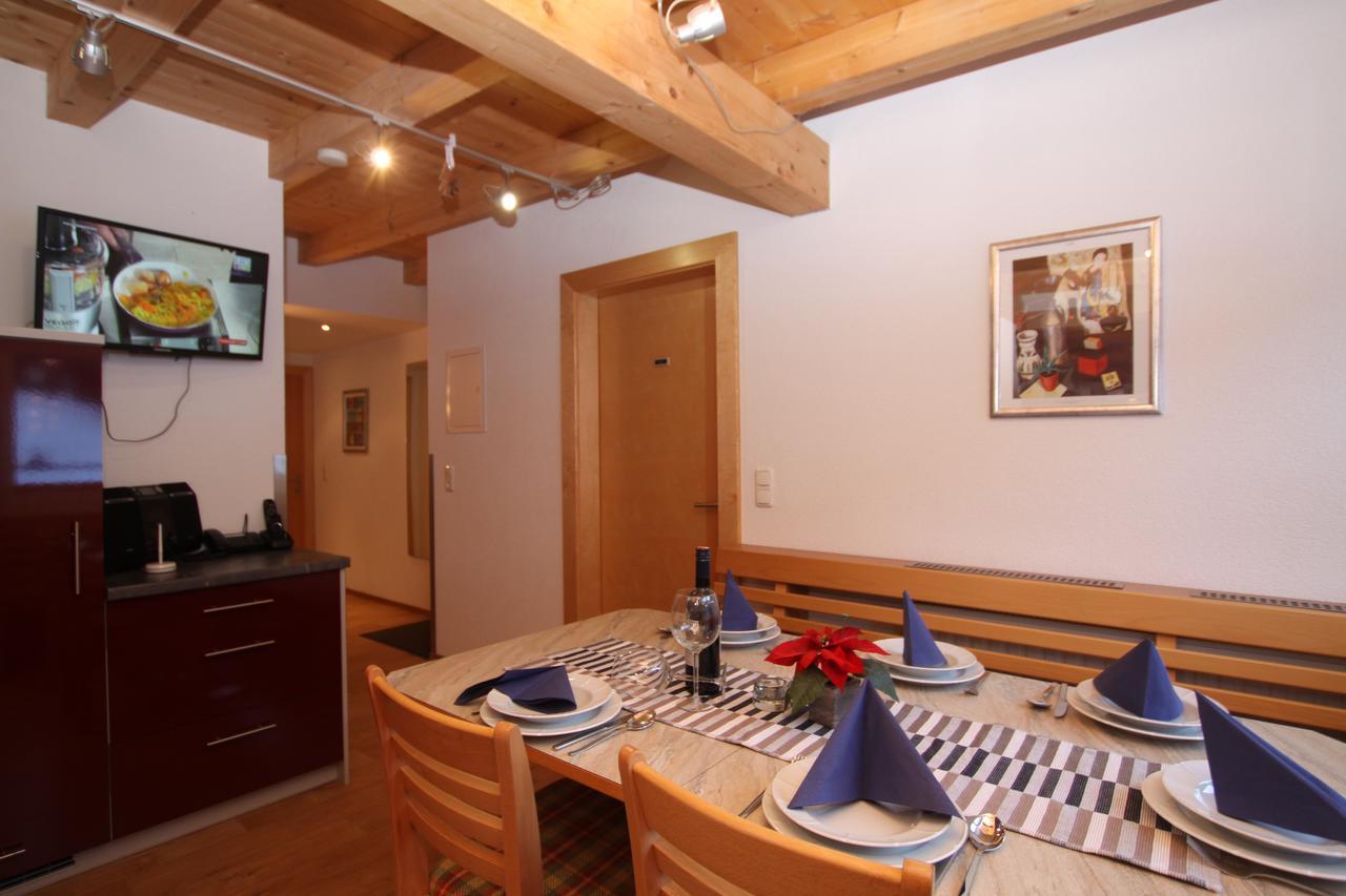 Gaestehaus Alpina Санкт-Антон-ам-Арльберг Экстерьер фото