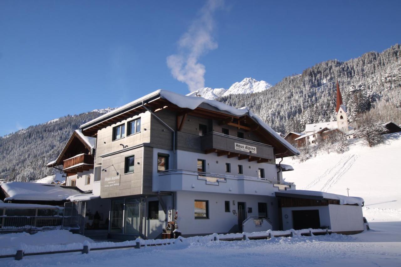 Gaestehaus Alpina Санкт-Антон-ам-Арльберг Экстерьер фото